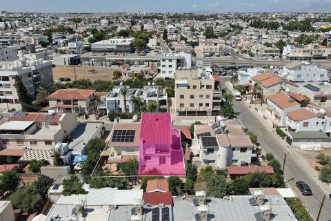 3 bedrooms Villa in Strovolos, Nicosia, Cyprus No. 37210 3