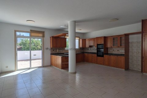 3 bedrooms Villa in Strovolos, Nicosia, Cyprus No. 37210 26