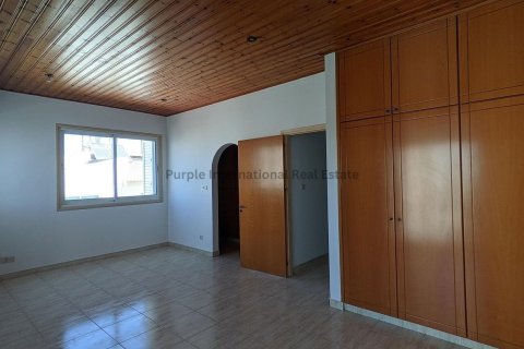 3 bedrooms Villa in Strovolos, Nicosia, Cyprus No. 37210 11