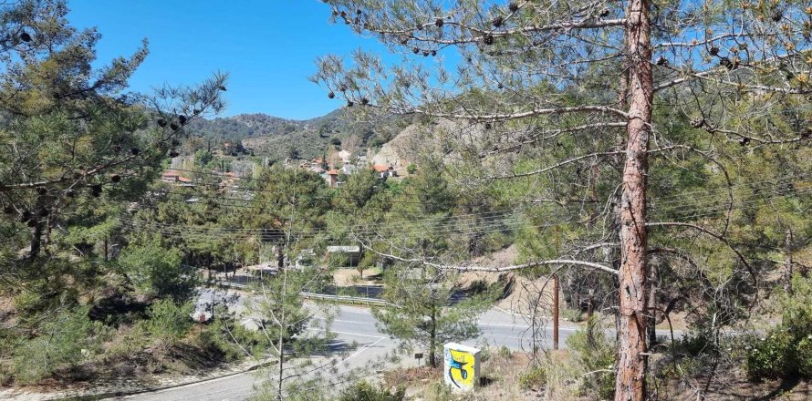 Land in Moniatis, Limassol,  No. 49133