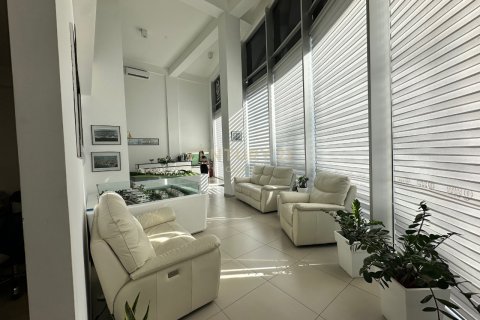 204m2 Oficina en Mesa Geitonia, Limassol,  No. 55874 2