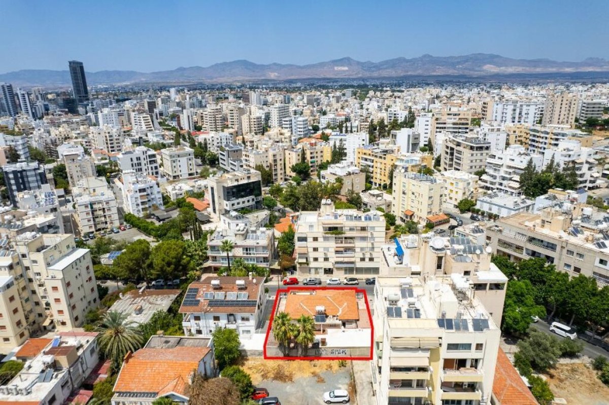 145m2 Villa in Nicosia, Cyprus No. 37907