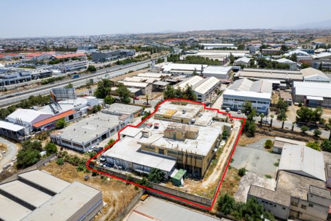 2850m2 Commercial property in Nicosia, No. 37904 3