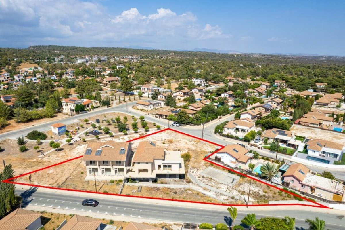 624m2 Local comercial en Limassol, Chipre No. 37906