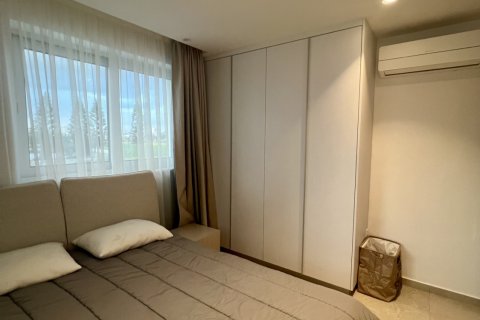 2 bedrooms Apartment in Larnaca, Larnaka,  No. 39496 10