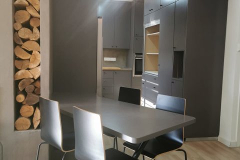 3 bedrooms Apartment in Nicosia, No. 39497 3