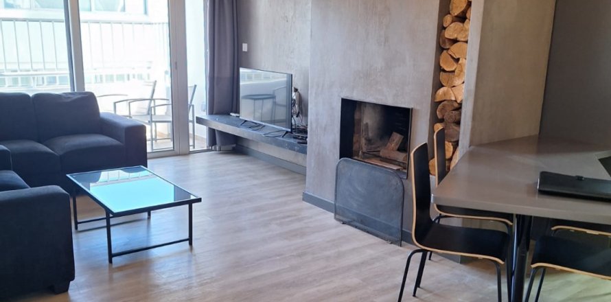 3 bedrooms Apartment in Nicosia, No. 39497