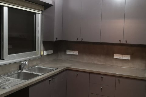 3 bedrooms Apartment in Nicosia, No. 39497 6