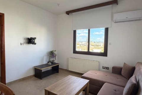 2 bedrooms Apartment in Livadia, Nicosia,  No. 39491 3