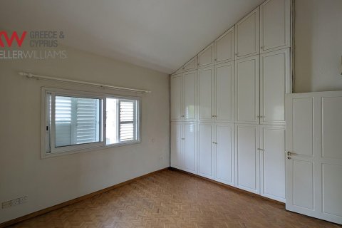 4 bedrooms Villa in Strovolos, Nicosia,  No. 39495 16
