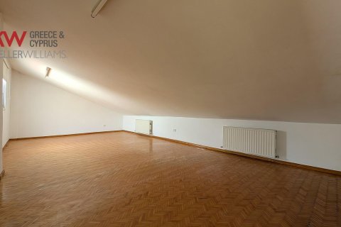 4 bedrooms Villa in Strovolos, Nicosia,  No. 39495 23