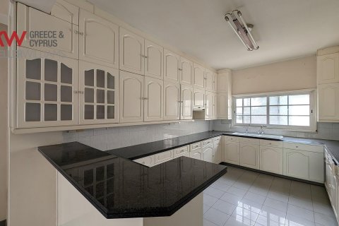 4 bedrooms Villa in Strovolos, Nicosia,  No. 39495 9