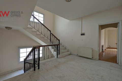 4 bedrooms Villa in Strovolos, Nicosia,  No. 39495 20