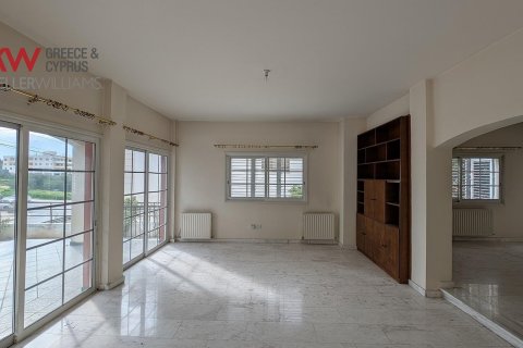 4 bedrooms Villa in Strovolos, Nicosia,  No. 39495 12