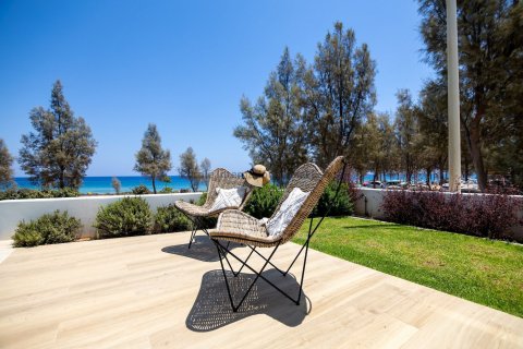 7 bedrooms Villa in Paralimni, Ammochostos, Cyprus No. 36879 28