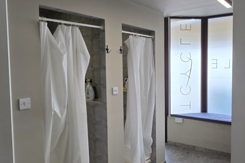 201m2 Tienda en Nicosia,  No. 52504 6
