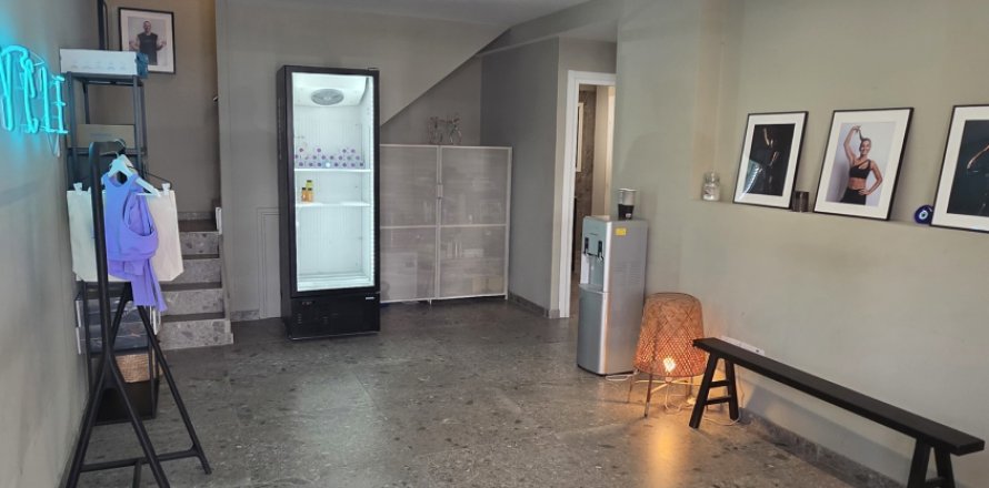 201m2 Tienda en Nicosia,  No. 52504