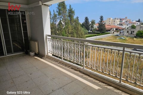 4 bedrooms Apartment in Larnaca, Larnaka,  No. 52509 15