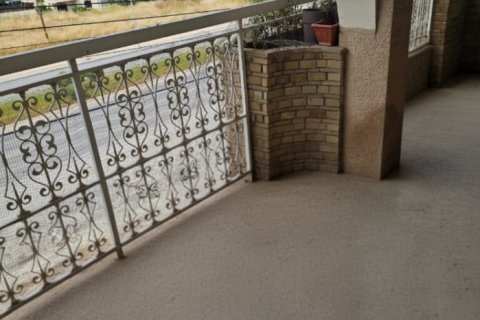 4 bedrooms Apartment in Larnaca, Larnaka,  No. 52509 18