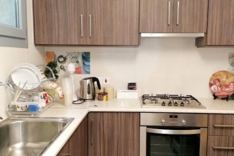 6 bedrooms Villa in Limassol, No. 38448 5