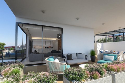 3 bedrooms Apartment in Limassol,  No. 38452 8