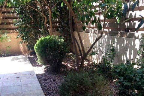 2 bedrooms Townhouse in Limassol,  No. 38449 8