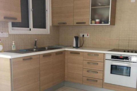 2 bedrooms Townhouse in Limassol,  No. 38449 4