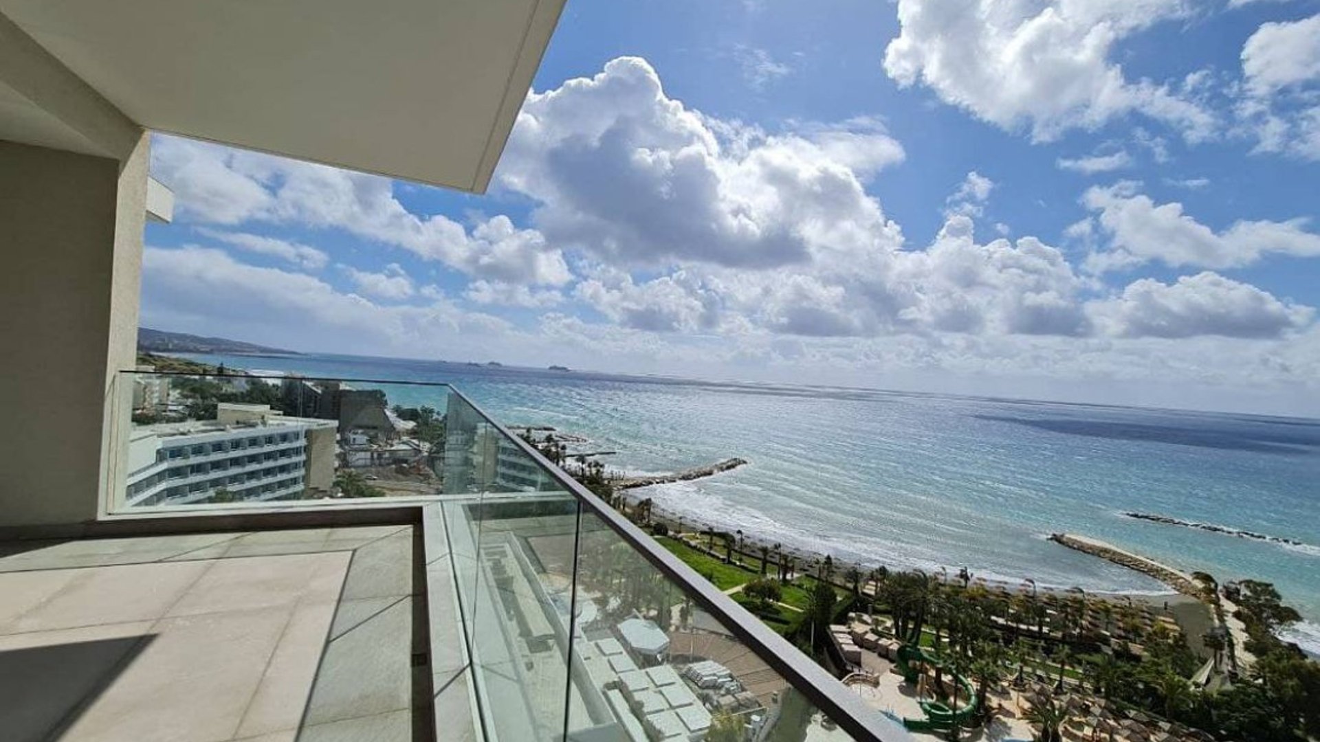 2 chambres Appartement à Agios Tychonas, Limassol, Chypre No. 26304