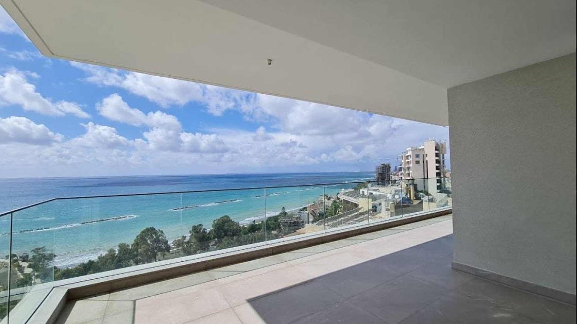 2 chambres Appartement à Agios Tychonas, Limassol, Chypre No. 26304