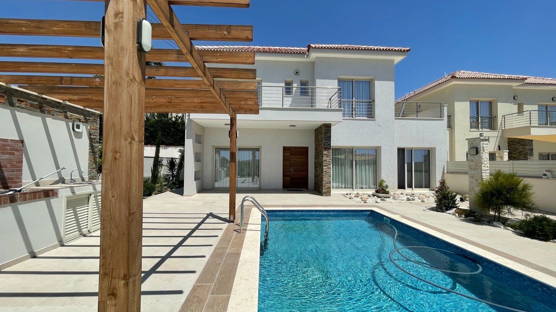 3 bedrooms Villa in Moni, Limassol, Cyprus No. 26305