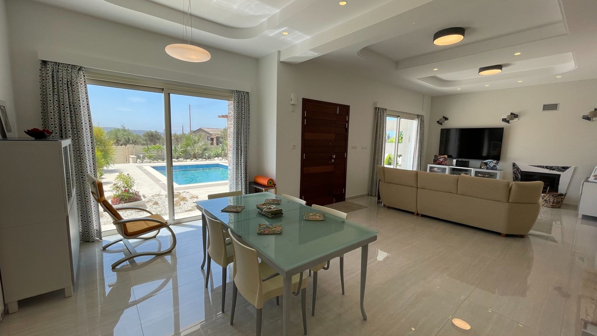 3 bedrooms Villa in Moni, Limassol, Cyprus No. 26305