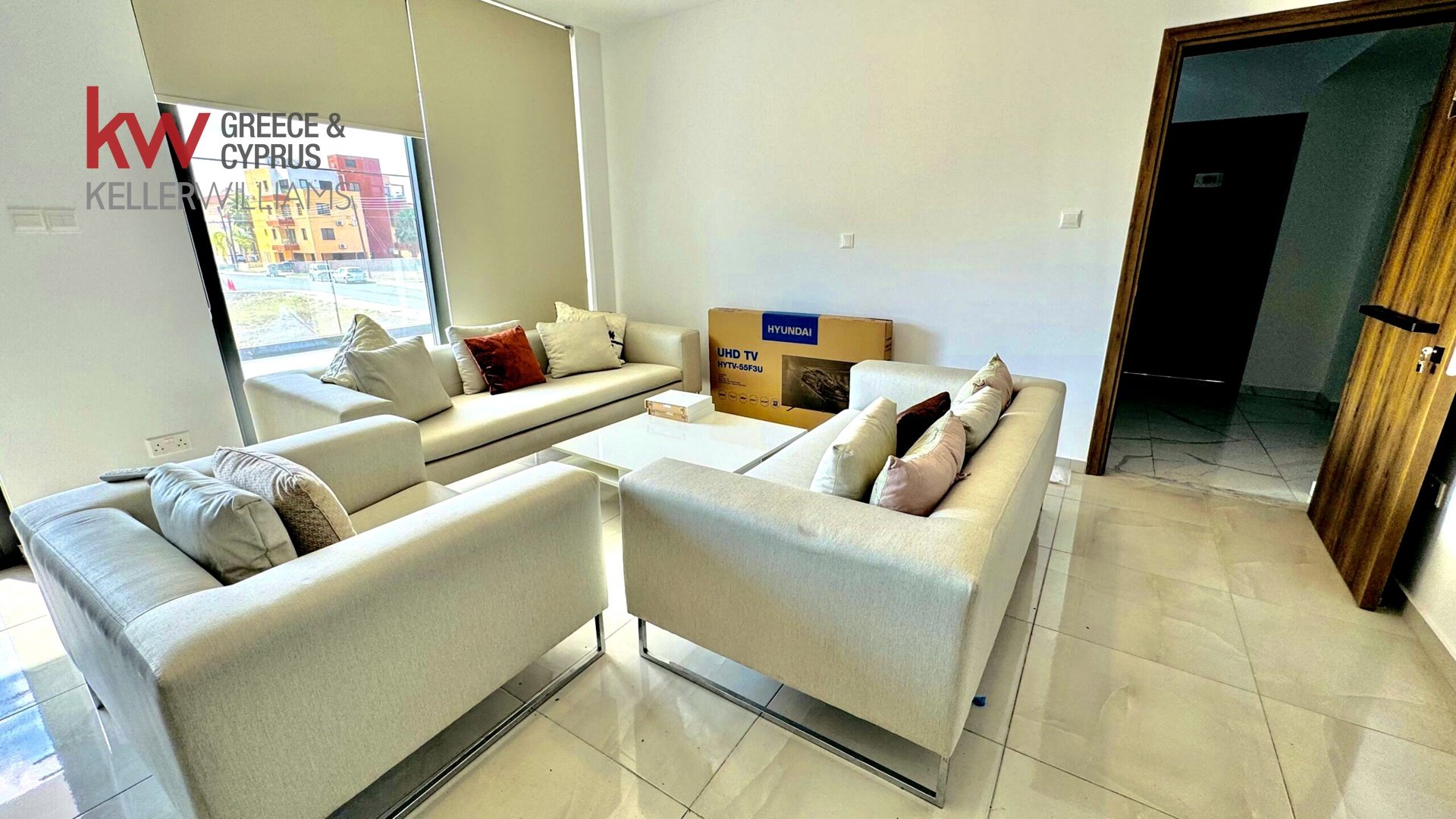 2 bedrooms Apartment in Larnaca, Larnaka, Cyprus No. 39955