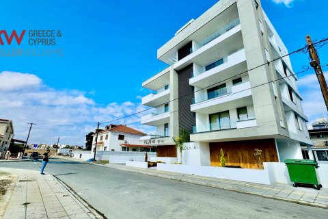 2 bedrooms Apartment in Larnaca, Larnaka,  No. 39955 7