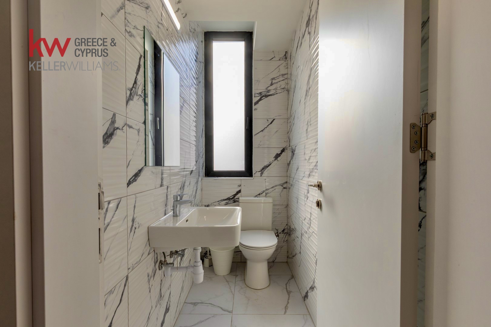2 dormitorios Apartamento en Larnaca, Larnaka, Chipre No. 39954