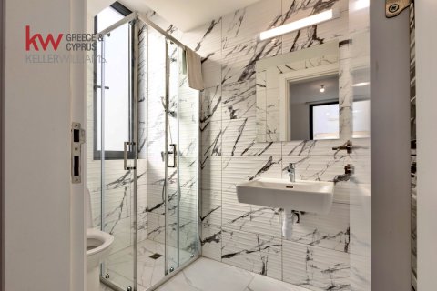 2 bedrooms Apartment in Larnaca, Larnaka,  No. 39954 10