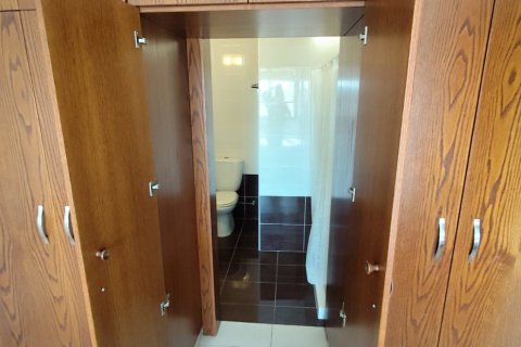 2 bedrooms Apartment in Livadia, Larnaka,  No. 39952 12