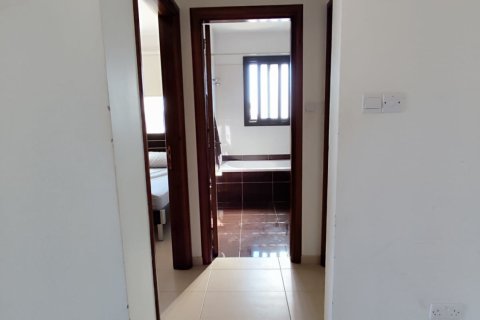 2 bedrooms Apartment in Livadia, Larnaka,  No. 39952 6