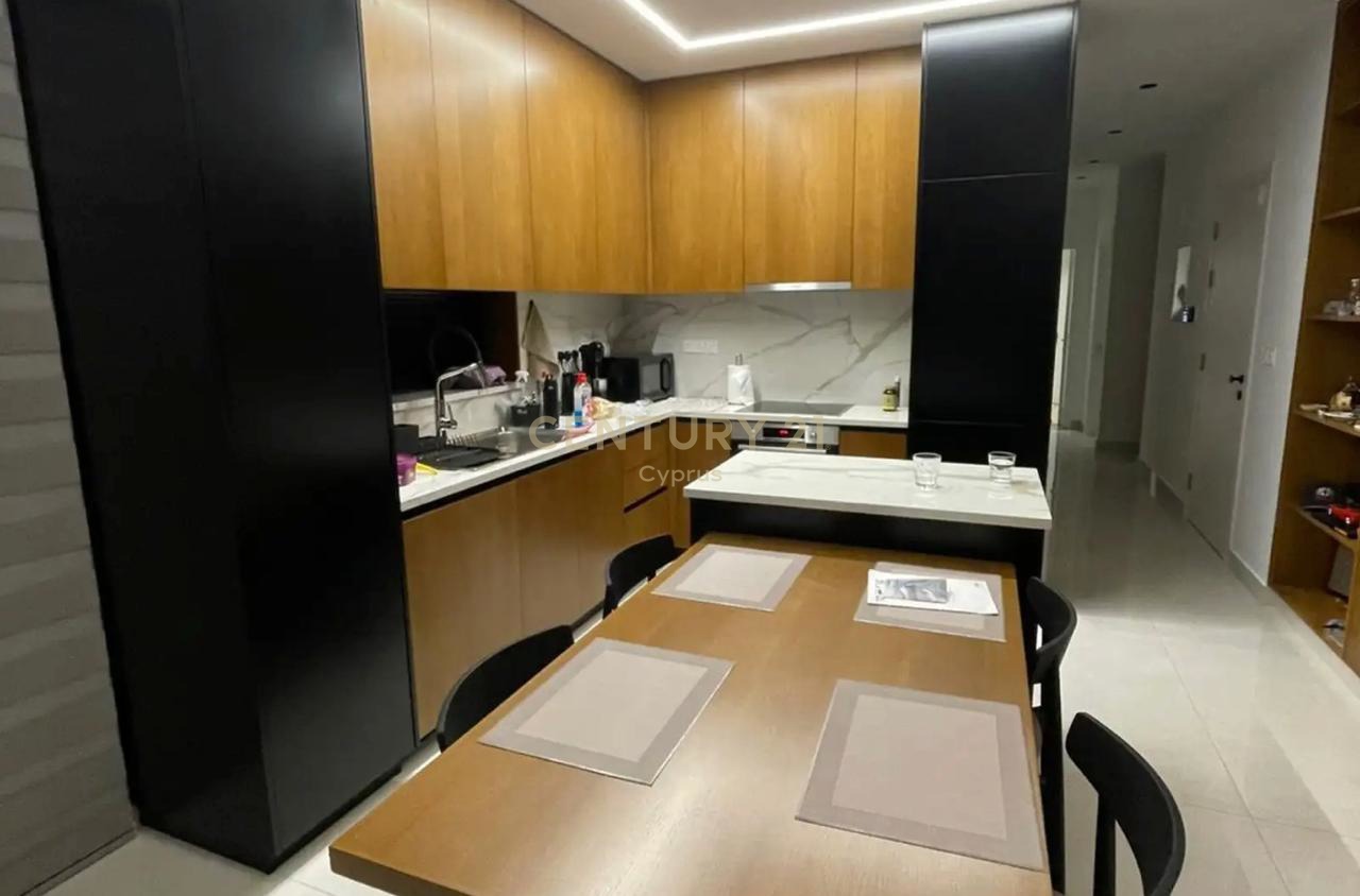 4 bedrooms Penthouse in Agios Athanasios, Limassol, Cyprus No. 55370