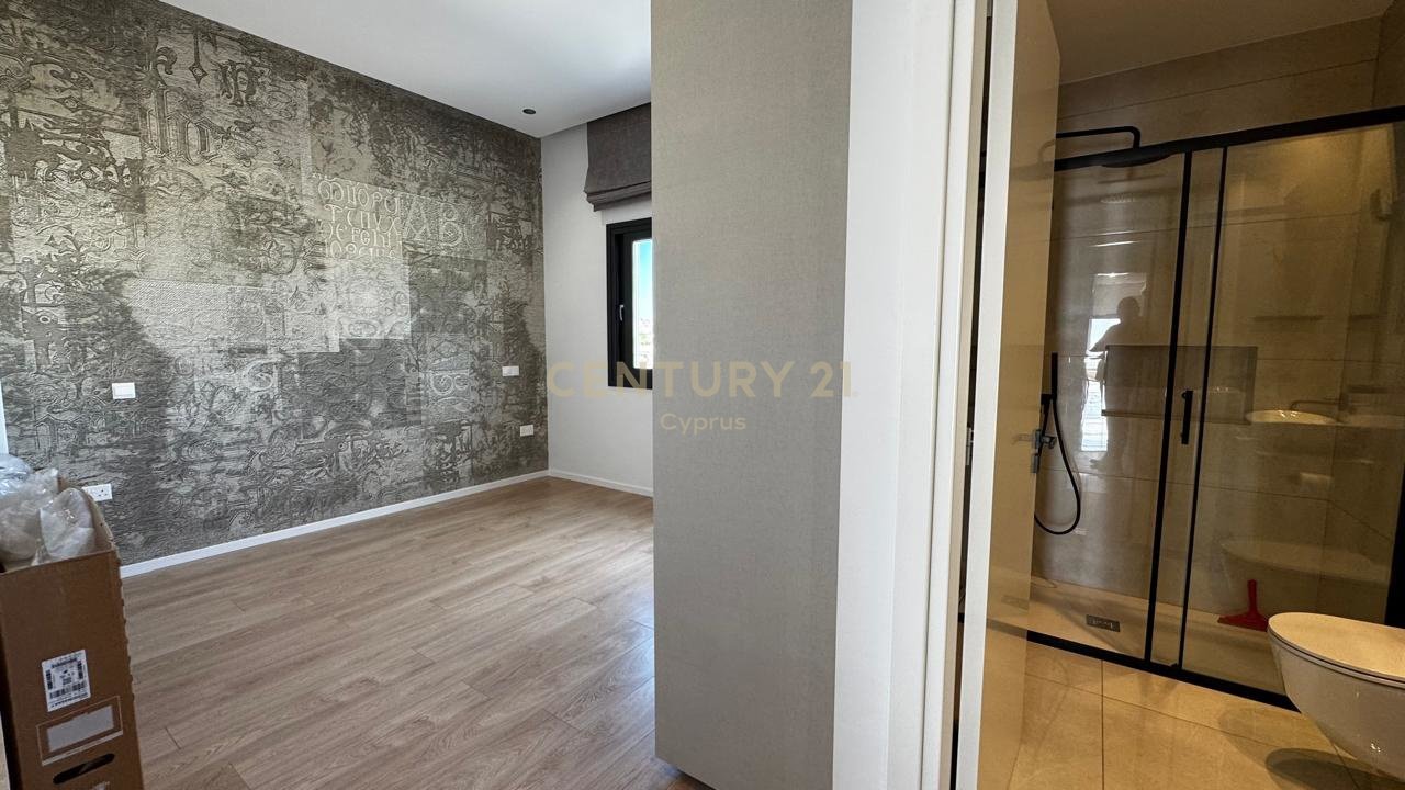 4 bedrooms Penthouse in Agios Athanasios, Limassol, Cyprus No. 55370