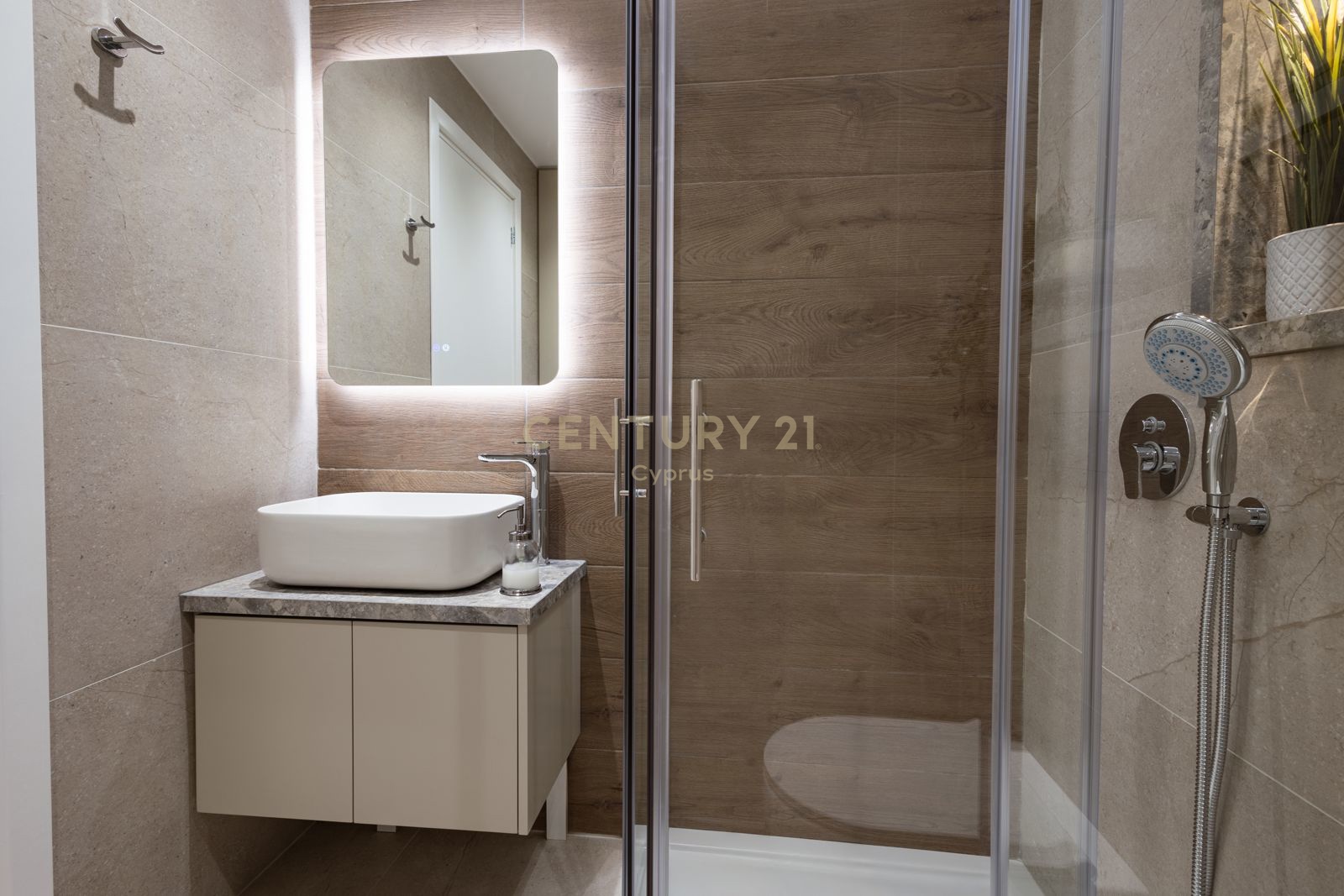 2 bedrooms Apartment in Pyrgos, Limassol, Cyprus No. 55368
