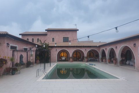 4 chambres Villa à Mosfiloti, Larnaka,  No. 50965