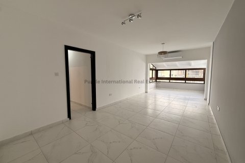4 dormitorios Apartamento en Larnaca, Larnaka, No. 54965 7