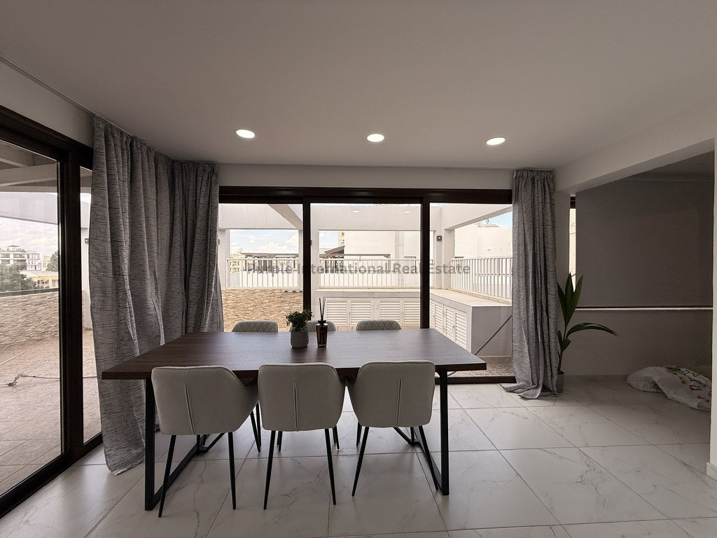 4 bedrooms Apartment in Larnaca, Larnaka, Cyprus No. 54965