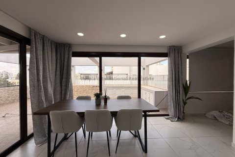 4 dormitorios Apartamento en Larnaca, Larnaka, No. 54965 6