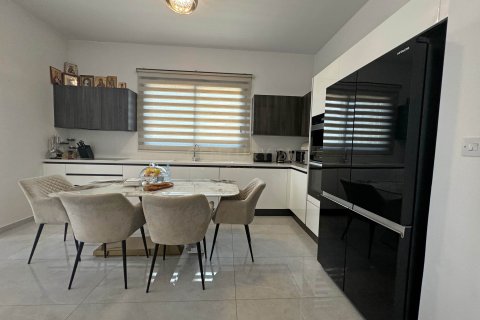 Квартира с 3 спальнями в Гермасойя, Лимасол,  № 33558 4