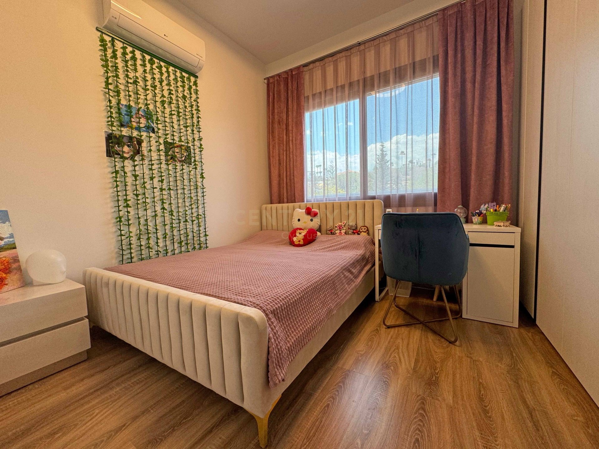 Квартира с 3 спальнями в Гермасойя, Лимасол, Кипр № 33558