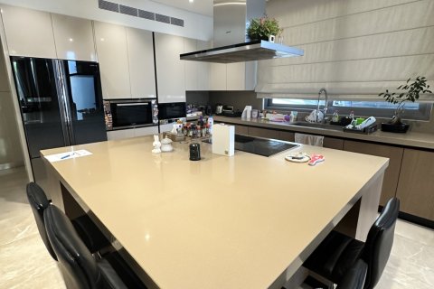 4 bedrooms Villa in Erimi, Limassol,  No. 40424 3