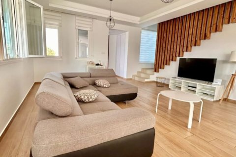 3 bedrooms Villa in Larnaka,  No. 40430