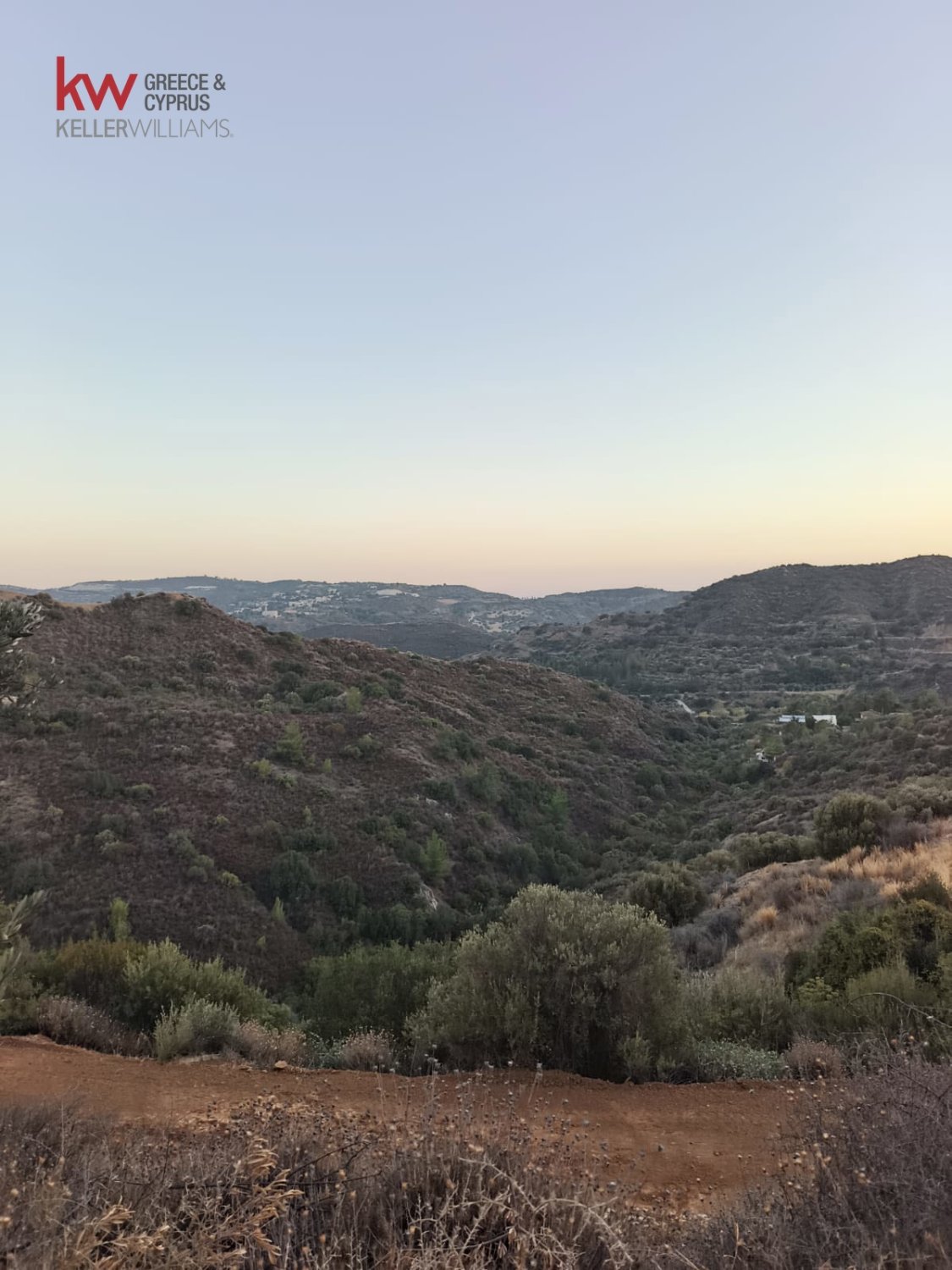 11039m2 Land in Pano Lefkara, Larnaka, Cyprus No. 56774