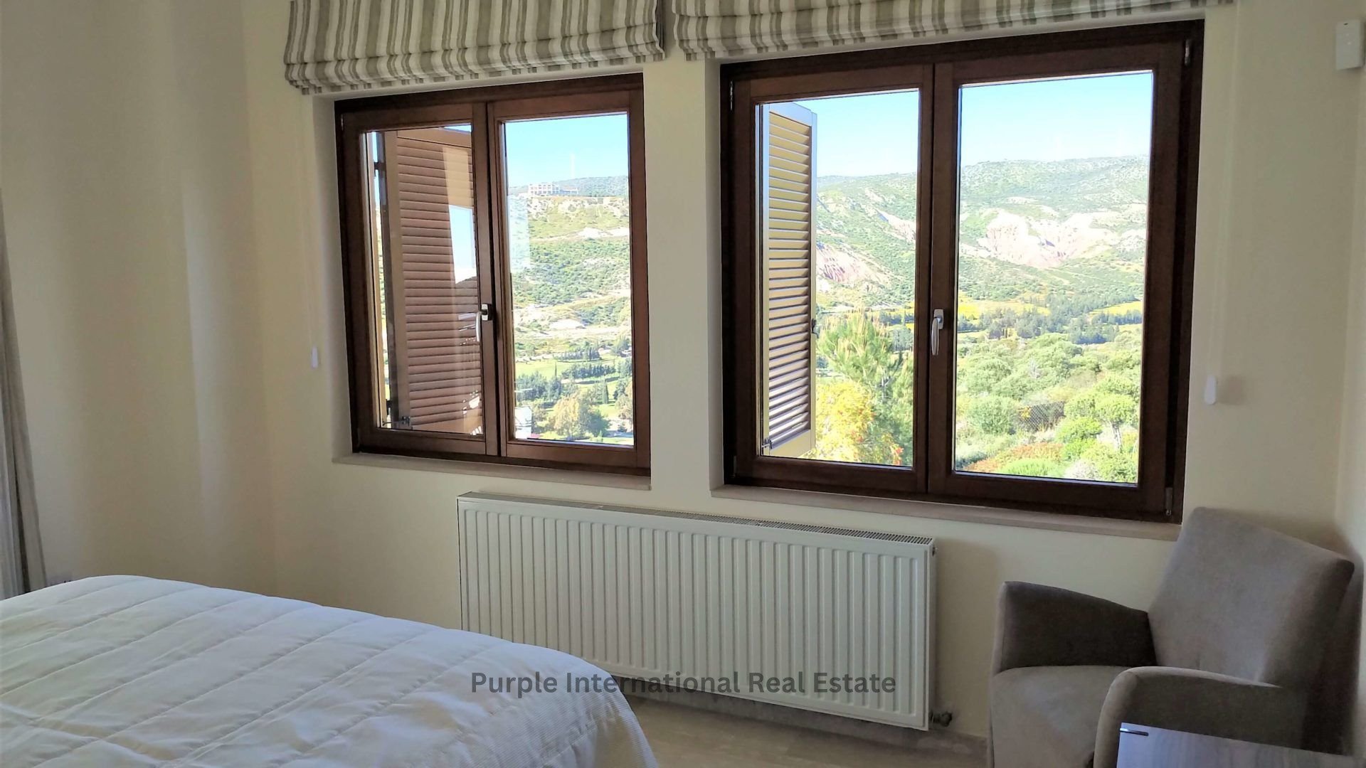 Вилла с 4 спальнями в Aphrodite Hills, Куклия, Пафос, Кипр № 37074